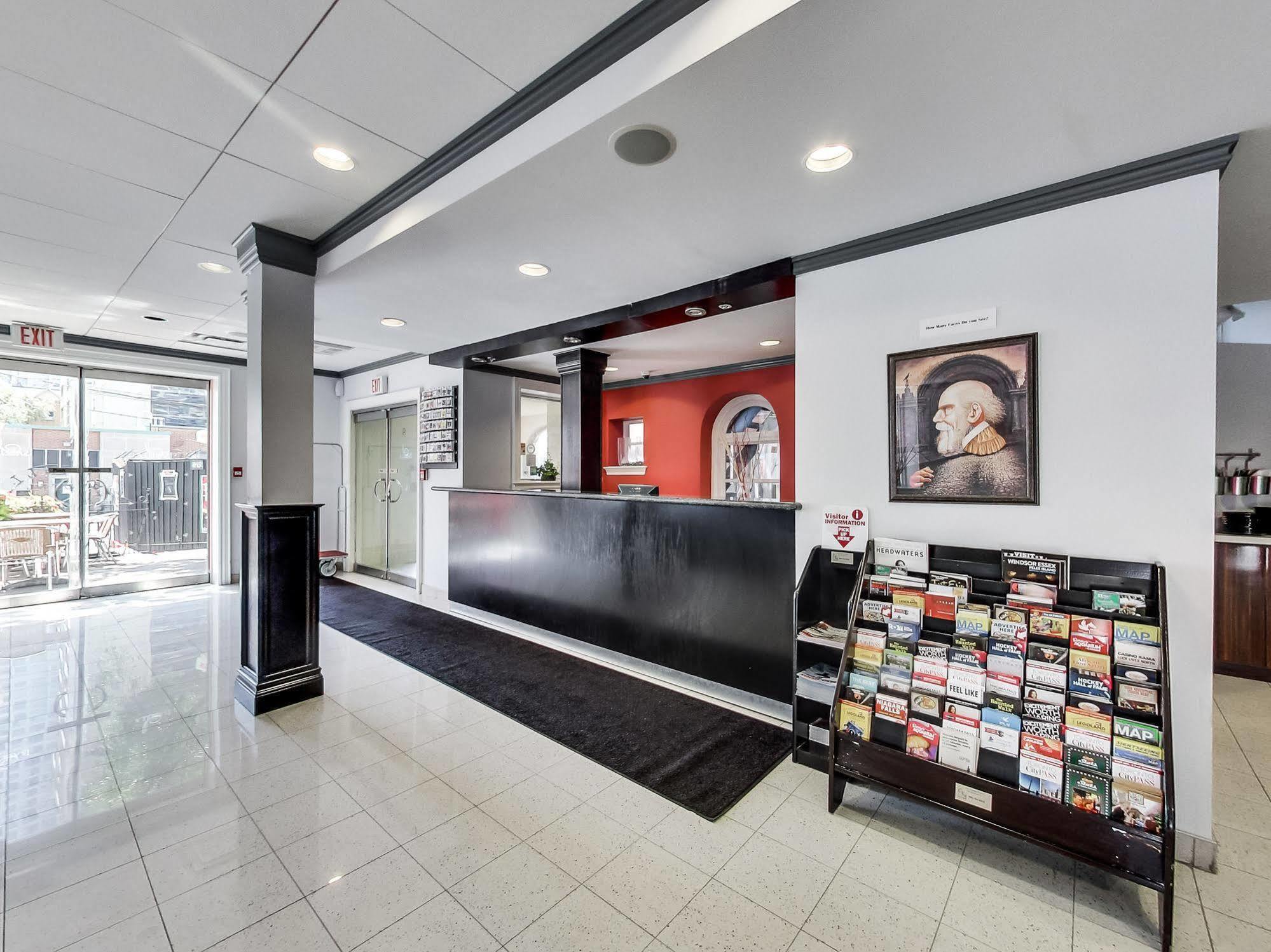 Isabella Hotel & Suites Торонто Экстерьер фото